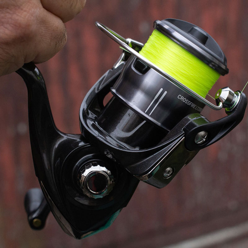 Daiwa Crossfire LT spinnereeli, universaalne kasutus, 4 laageri, pöörlev käepide