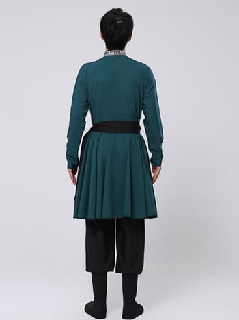 Mongolijas etniskā deju apģērbs vīriešiem – brīvs piegriezums, kardigan stila apģērbs ar seisa apkakli, garas piedurknes, 100% poliesteris