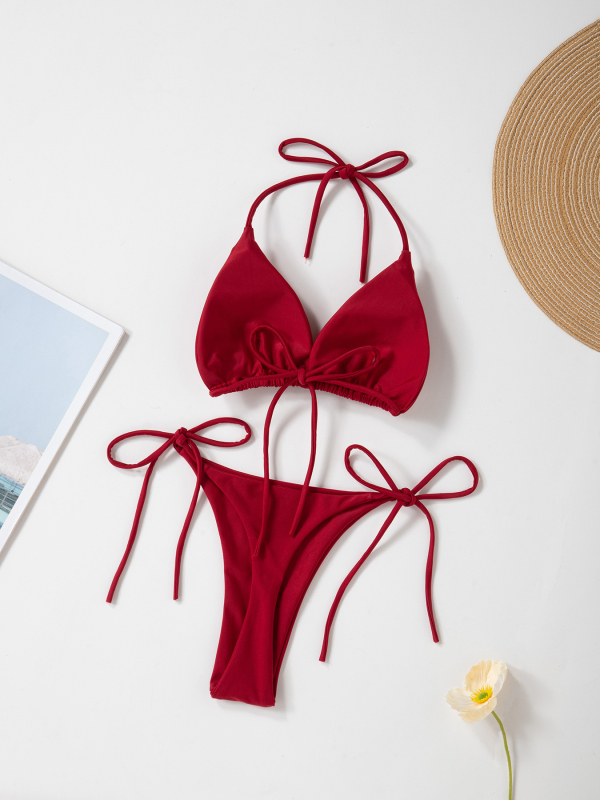 Moterų vienos spalvos bikinis, be petnešėlių, briefs stiliaus, poliesterio audinys, sudėtis 82% poliesteris, 18% elastanas, su krūties pagalvėlėmis