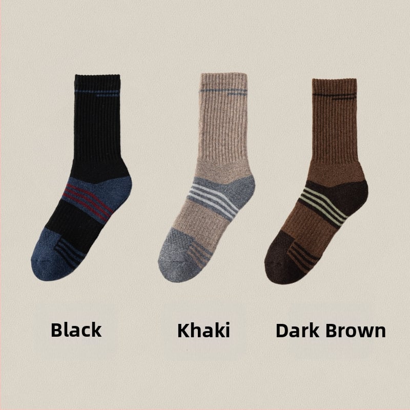 Vyrinės Merino vilnos slidinėjimo kojinės – aukštas tunelis, be siūlių konstrukcija, greitai džiūsta, prieš slydimą, prieš trintį, 30–50% Merino vilna, 96 adatų mezginys, žiemai ir rudeniui