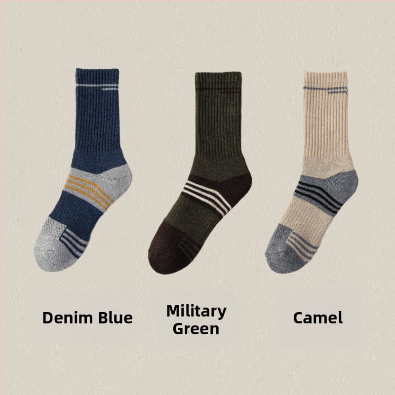 Vyrinės Merino vilnos slidinėjimo kojinės – aukštas tunelis, be siūlių konstrukcija, greitai džiūsta, prieš slydimą, prieš trintį, 30–50% Merino vilna, 96 adatų mezginys, žiemai ir rudeniui