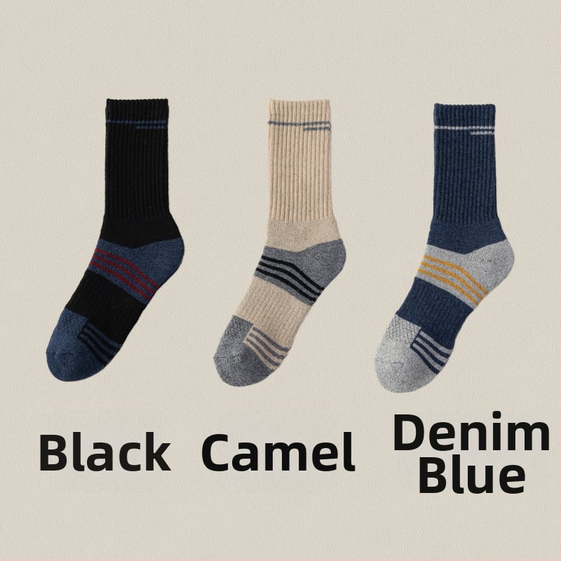 Vyrinės Merino vilnos slidinėjimo kojinės – aukštas tunelis, be siūlių konstrukcija, greitai džiūsta, prieš slydimą, prieš trintį, 30–50% Merino vilna, 96 adatų mezginys, žiemai ir rudeniui