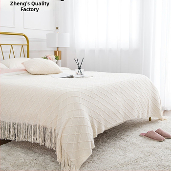 Ágyfejvédő huzat, poliészter, egyszerű retro stílus, hotelszerű dekoráció, logó nyomtatás engedélyezett (Anyag: Poliészter | Stílus: Egyszerű | Logónyomtatás: Lehetséges | Szállodai dizájn | Termék minősége: Minősített)