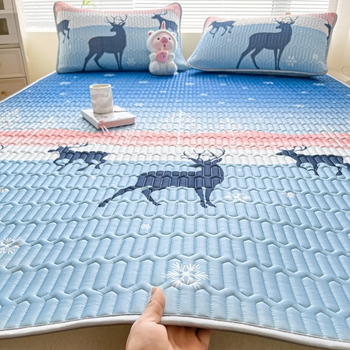 Trys dalių latekso vėsinimo kilimėlių komplektas, sintetinis lateksas, latekso kiekis 80-90%, mezgimas spauda, modernus minimalistinis stilius