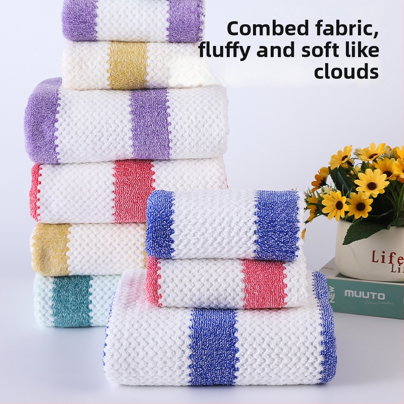 Dovanų rankšluosnių rinkinys dėžutėje – koralo flisas; pritaikomas; logotipo spausdinimas; svoris 600 g (Medžiaga: koralinis flisas; Pakuotė: dovanų dėžutė; Pritaikymas: Taip; Logotipo spausdinimas: Taip; Svoris: 600 g)