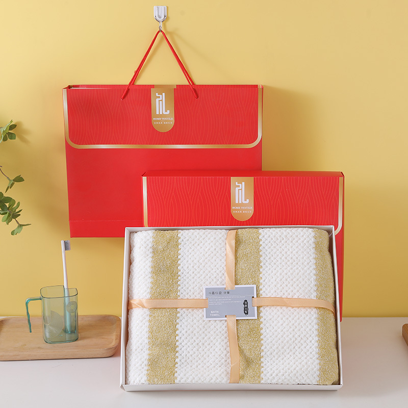 Dovanų rankšluosnių rinkinys dėžutėje – koralo flisas; pritaikomas; logotipo spausdinimas; svoris 600 g (Medžiaga: koralinis flisas; Pakuotė: dovanų dėžutė; Pritaikymas: Taip; Logotipo spausdinimas: Taip; Svoris: 600 g)