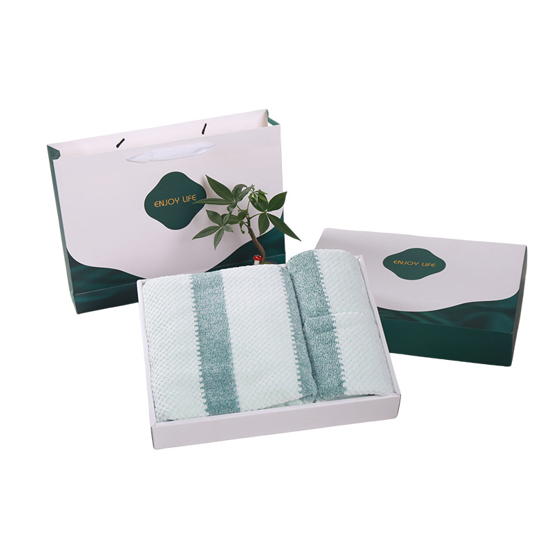 Korall fleece törölközőkészlet – 3 darab, fürdő- és arc-törölközők, sima szövés, 32s szál, 200 g+ súly, testreszabható