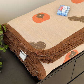 Πενταστρωμα γάζας πάπλωμα με δαντέλα - 100% βαμβάκι; βαφή αντίδρασης; βάρος 1.1–1.5 kg; Άνοιξη & Φθινόπωρο; μοτίβο φυτών και λουλουδιών