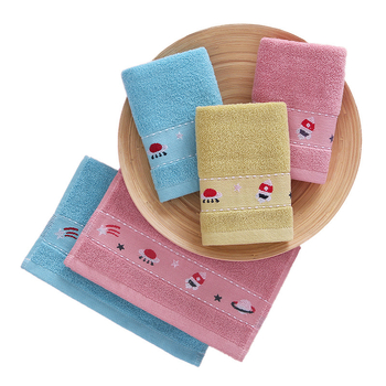 Baba arc törölköző Jacquard mintával, hosszú szálú gyapotból, 32s, 50–80 g