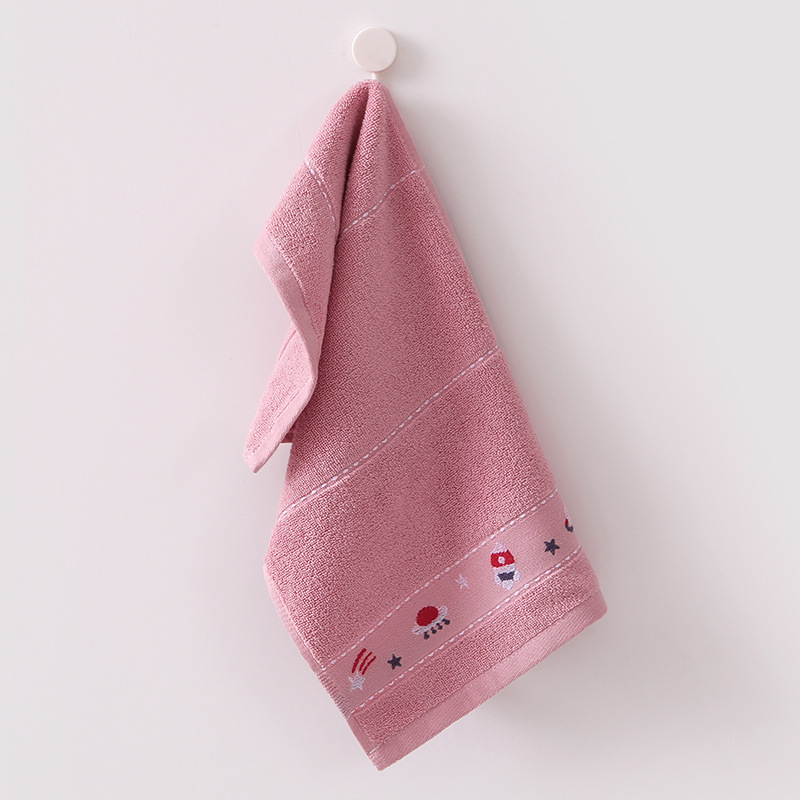 Baba arc törölköző Jacquard mintával, hosszú szálú gyapotból, 32s, 50–80 g