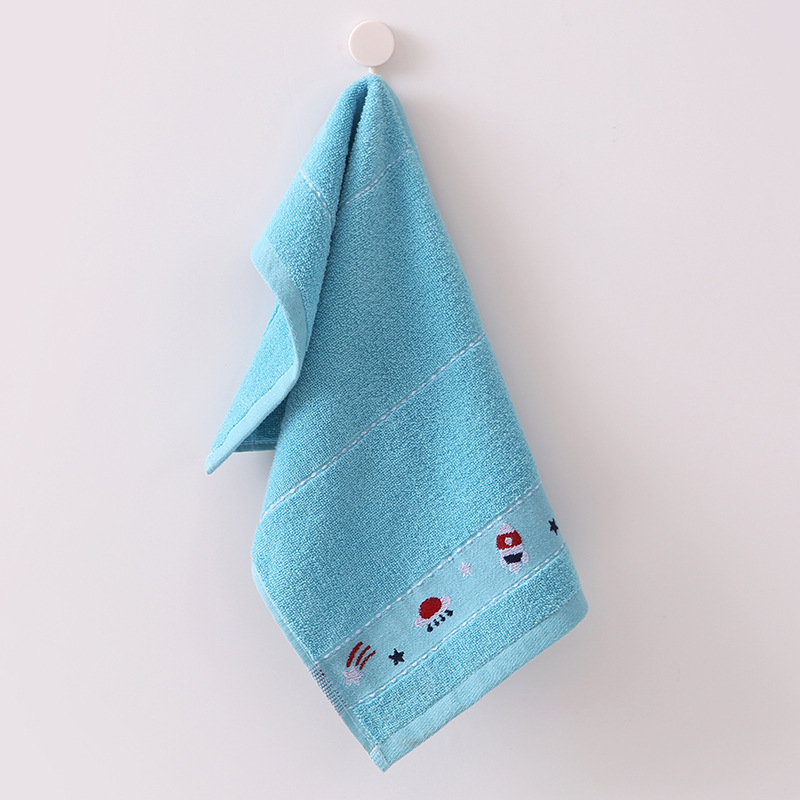 Baba arc törölköző Jacquard mintával, hosszú szálú gyapotból, 32s, 50–80 g