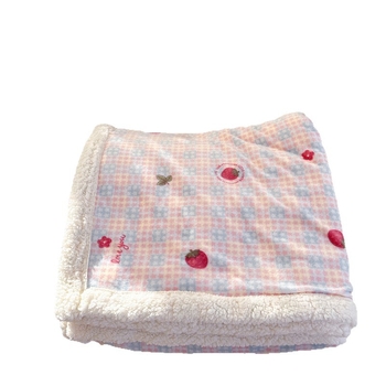 Κουβέρτα από βελούρ γάλακτος – πολλαπλών χρήσεων για τον χειμώνα, μοτίβα καρτούν: καρδιά, γεωμετρία, τετράγωνα; προσαρμογή διαθέσιμη