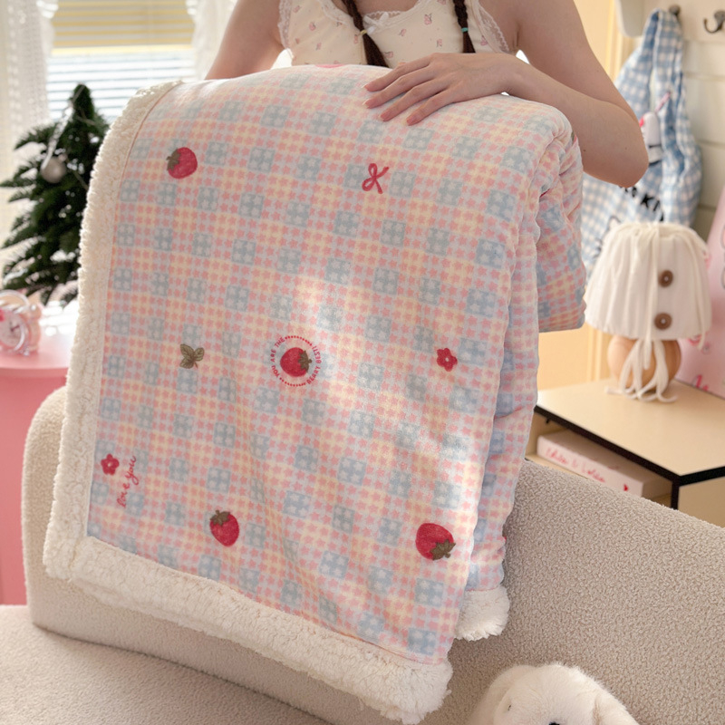 Κουβέρτα από βελούρ γάλακτος – πολλαπλών χρήσεων για τον χειμώνα, μοτίβα καρτούν: καρδιά, γεωμετρία, τετράγωνα; προσαρμογή διαθέσιμη