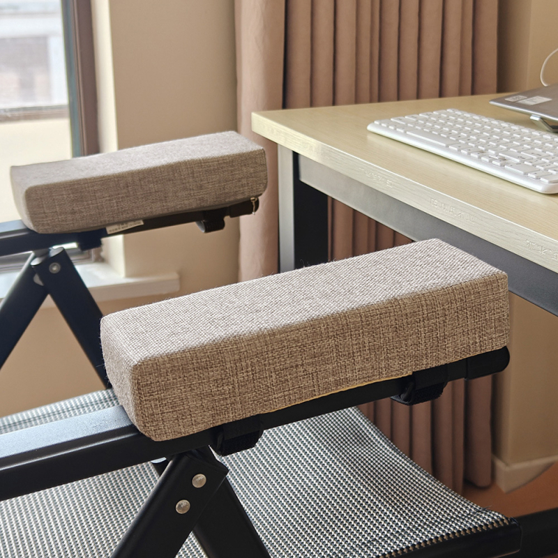 Kėdės alkūnės atramos pagalvėlė — poliesteris, putų užpildas, vienos spalvos modelis, skirta miegamajam, studijai ir biurui, šiuolaikinis minimalistinis stilius