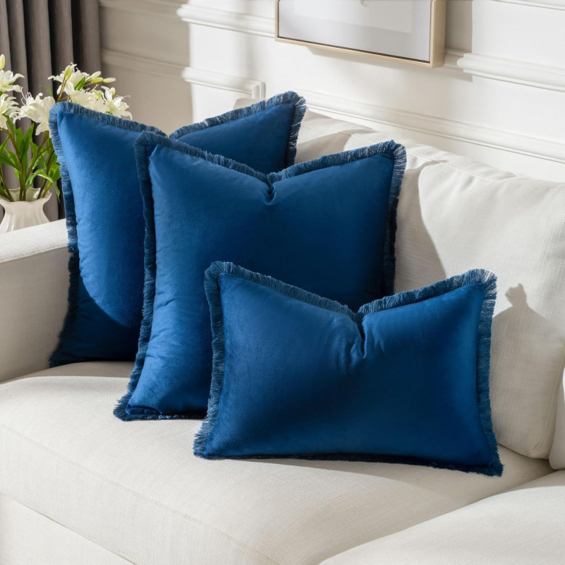 Díván párnahuzat - velúr anyag, csipke rojtos, könnyű lux stílus, PP-pamut töltet