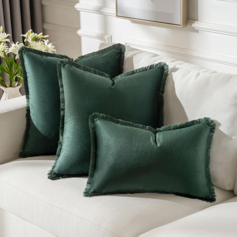 Díván párnahuzat - velúr anyag, csipke rojtos, könnyű lux stílus, PP-pamut töltet