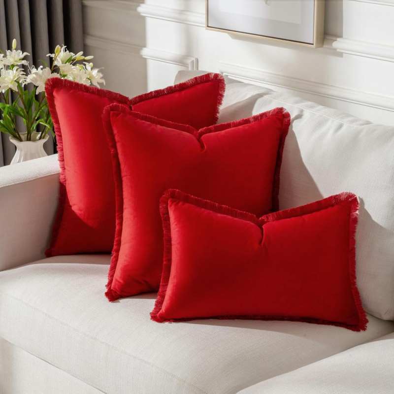 Díván párnahuzat - velúr anyag, csipke rojtos, könnyű lux stílus, PP-pamut töltet