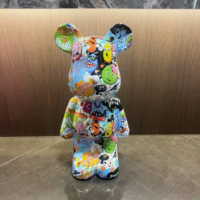 Декоративно мече за детска стая - пластмасова фигурка, стил лукс, инжекционно формована (Материал: пластмаса; Технология: инжекционно формоване; Стил: лукс; Подходящ за подарък: рождени дни, нов дом, пътуване)