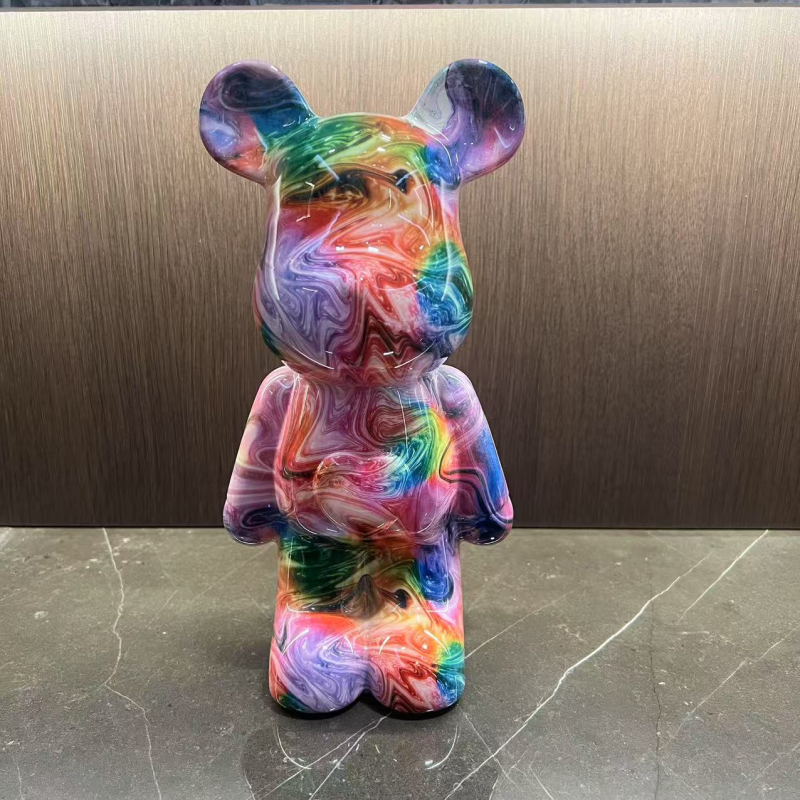 Декоративно мече за детска стая - пластмасова фигурка, стил лукс, инжекционно формована (Материал: пластмаса; Технология: инжекционно формоване; Стил: лукс; Подходящ за подарък: рождени дни, нов дом, пътуване)