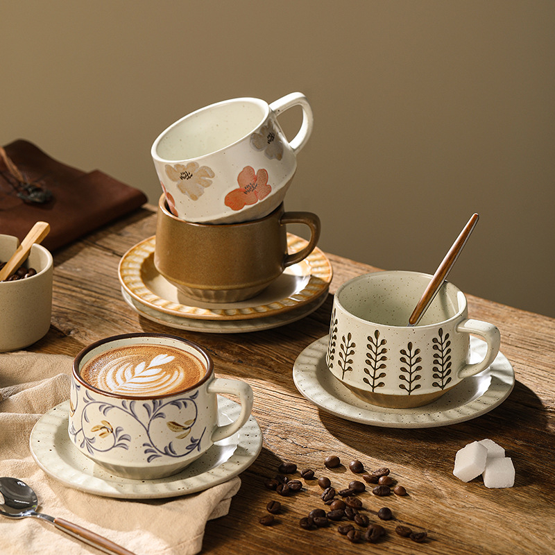 Keraamiline kohvitass, retro-stiil, lillemustriga, mikrolaineahjus kasutatav, logotüübi personaliseerimise võimalus