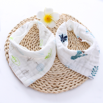 Kūdikių gazės bavetė su trikampio formos dvigubo užsegimo, greitas įsisavinimas 0–5 s, logotipo spausdinimo galimybė