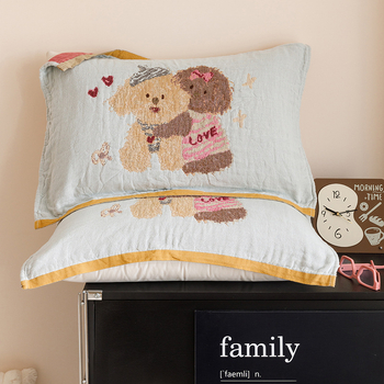 Памучни марлеви възглавнични кърпи (пакет от две) – четири слоя, чувствителни към кожата, дишащи, детска анимационна тема