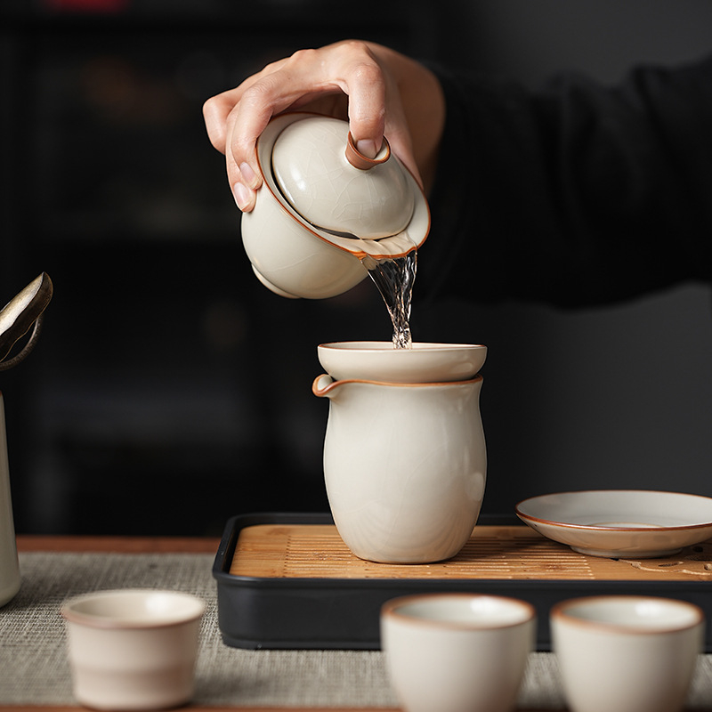 Комплект кунг-фу чай Ру керамика, подложка за чай от бамбук, ледено напукана глазура, подаръчна кутия, за 6 човека, персонализируем