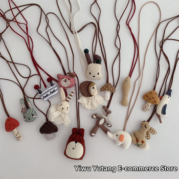 Gyerekeknek készült nyaklánc - kézzel készített, textil, rajzfilm stílus