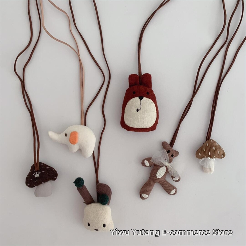 Детски гердан – ръчна изработка, плат, карикатурен дизайн