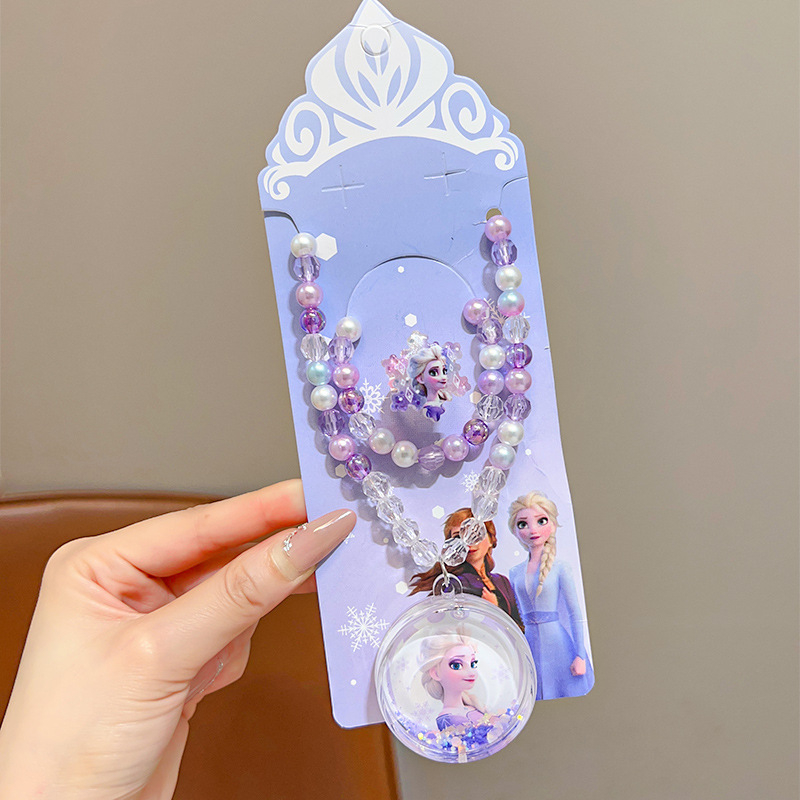 Nyaklánc - Rajzfilmszereplő hercegnő medál, golyós lánc, 3–12 éveseknek, 2025 nyári megjelenés