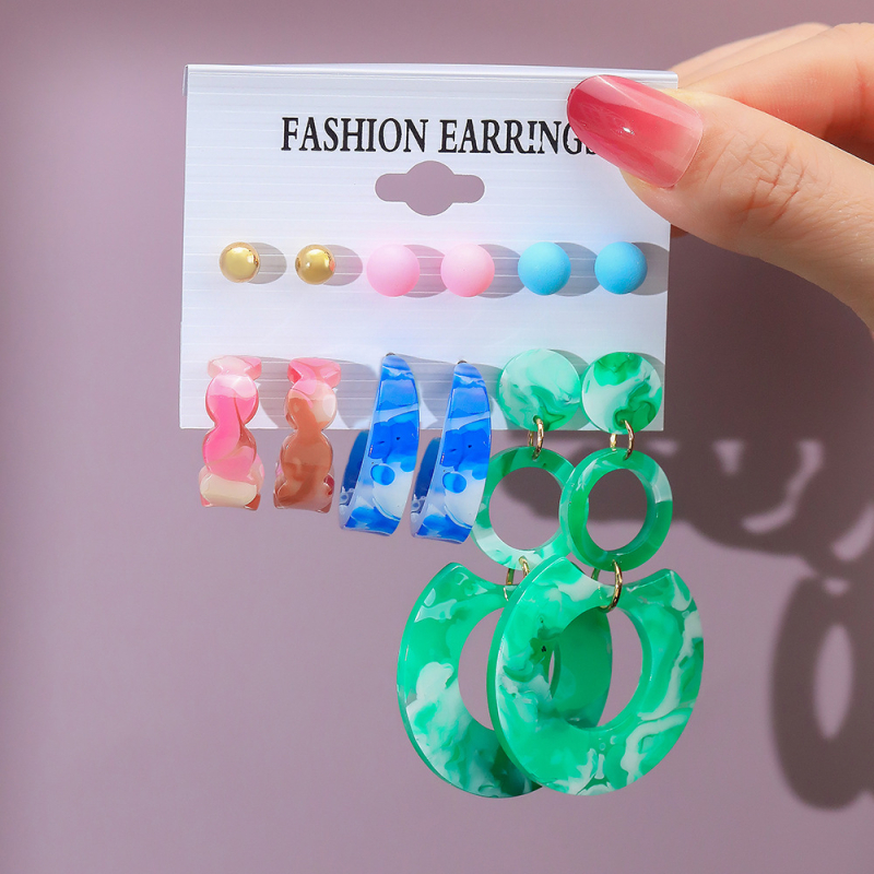 Auskarų rinkinys – geometrinis dizainas iš plastiko/medžiagos, vaikams; formos: širdies formos, U formos ir geometriniai; nerūdijančio plieno kabliukai; aplinkai draugiška apdirbimo