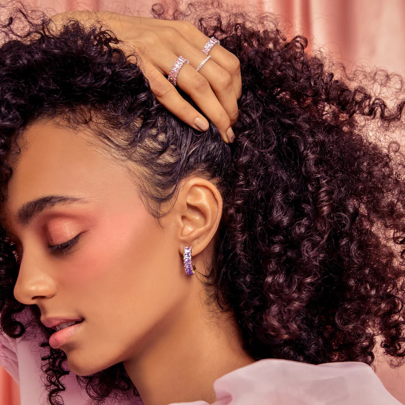 925 ezüst fülbevaló tű és réz alap, gyémánt-beállítás, geometriai U-alakú design, klasszikus női stílus