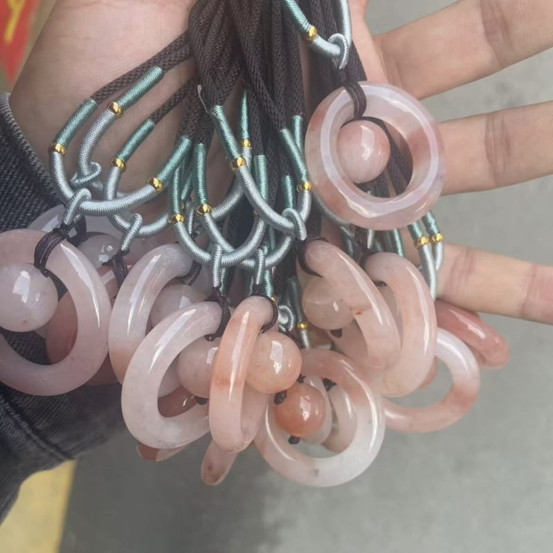 Fortune Jewelry privjesak, svilen nefrit Peach Blossom Brew, Prirodni kamen, Čistoća VVS, Geometrijski oblik, Novi kineski stil, Prilagodba dostupna
