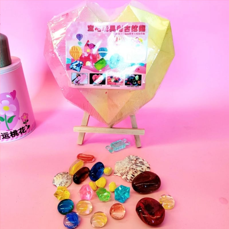 Археологическа игра за разкопки с гипсови камъни Pinot Archaeology (Произход: Zhejiang, Китай; Възраст: 7–14 години; Материал: гипс)