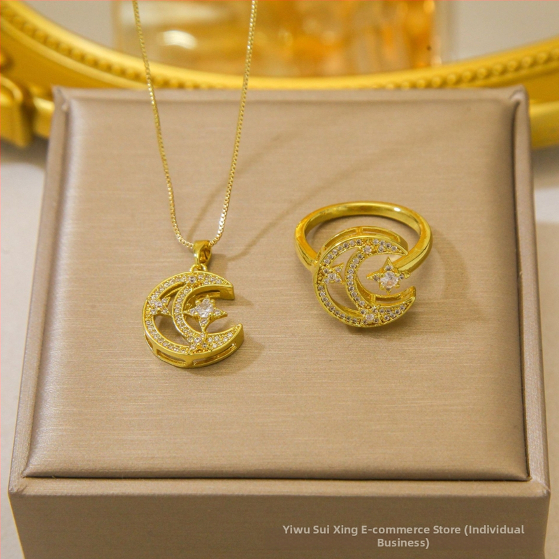 Kereszt nyaklánc kettős gyémánttal és háromszög gyémántokkal — réz, elektroplatált bevonat, O-kapcsos lánc, többszintű dizájn