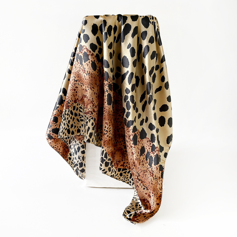 Šal s leopard uzorom, poliester satenski kvadratni šal, twill tkanje, tisak, podrijetlo Jinhua