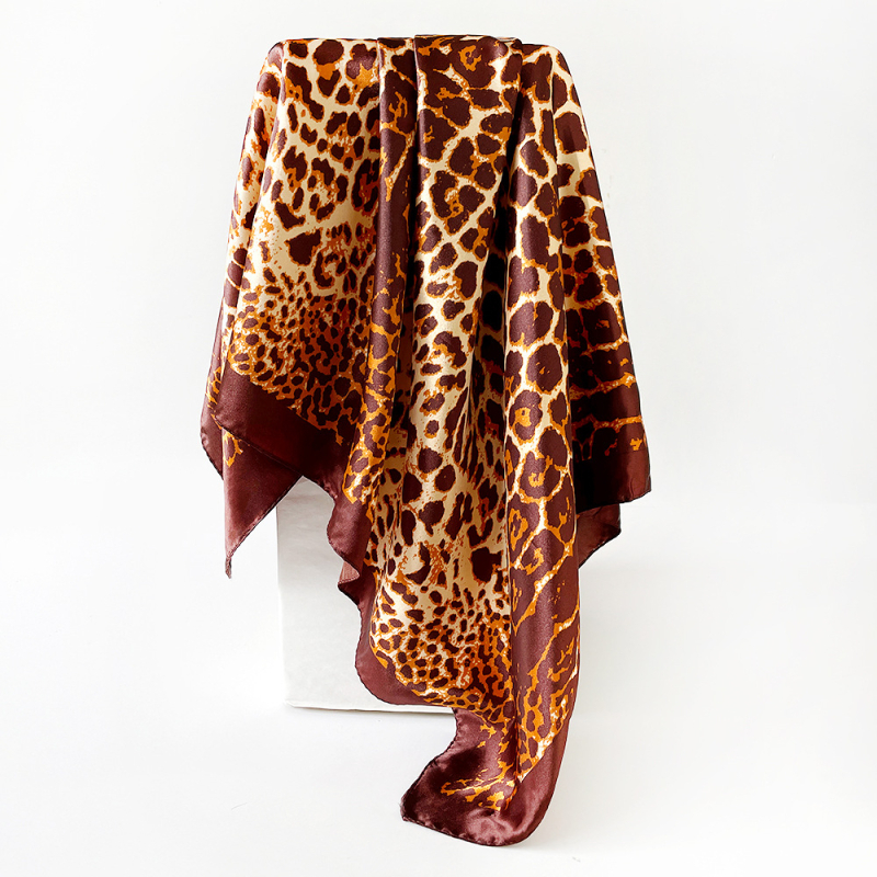 Šal s leopard uzorom, poliester satenski kvadratni šal, twill tkanje, tisak, podrijetlo Jinhua