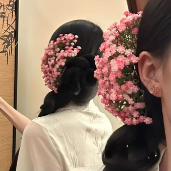 Clip de păr cu floare, Material: plastic//rășină, Stil: Natură, Formă: Floare, Ambalare: ambalaj individual, Lansare: toamnă 2025