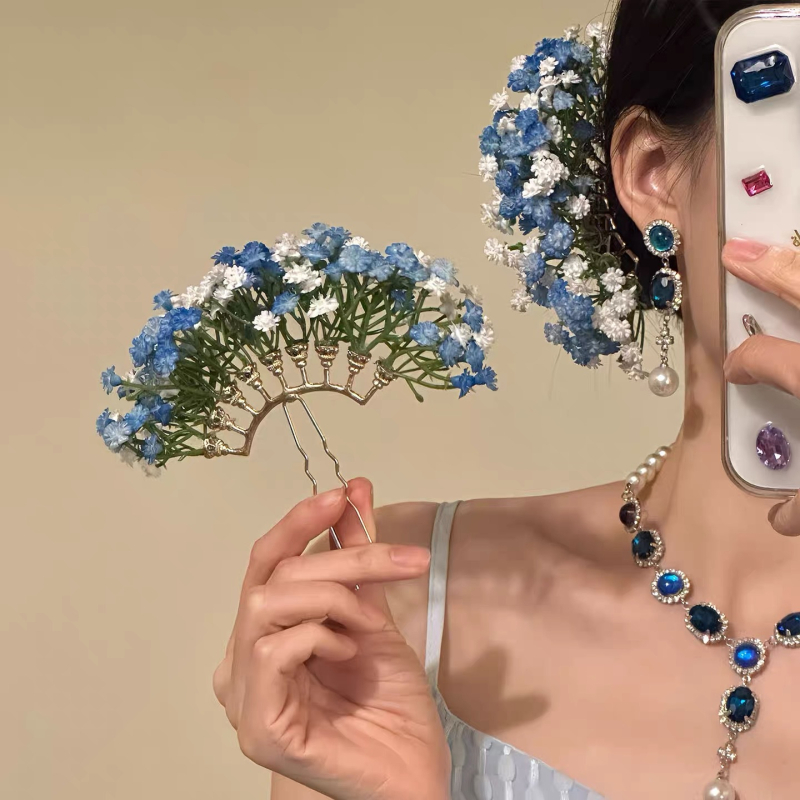 Clip de păr cu floare, Material: plastic//rășină, Stil: Natură, Formă: Floare, Ambalare: ambalaj individual, Lansare: toamnă 2025