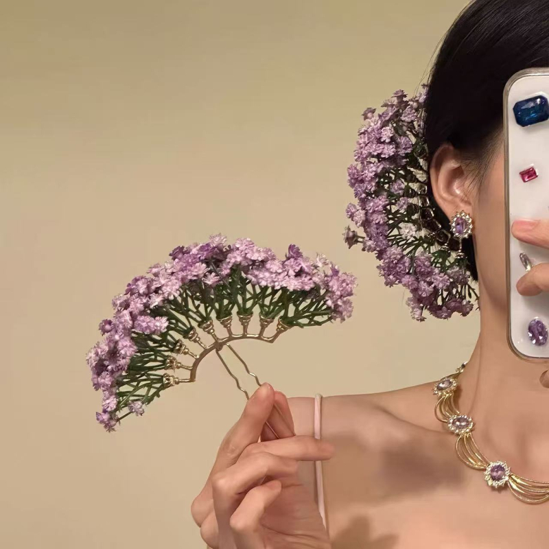 Clip de păr cu floare, Material: plastic//rășină, Stil: Natură, Formă: Floare, Ambalare: ambalaj individual, Lansare: toamnă 2025