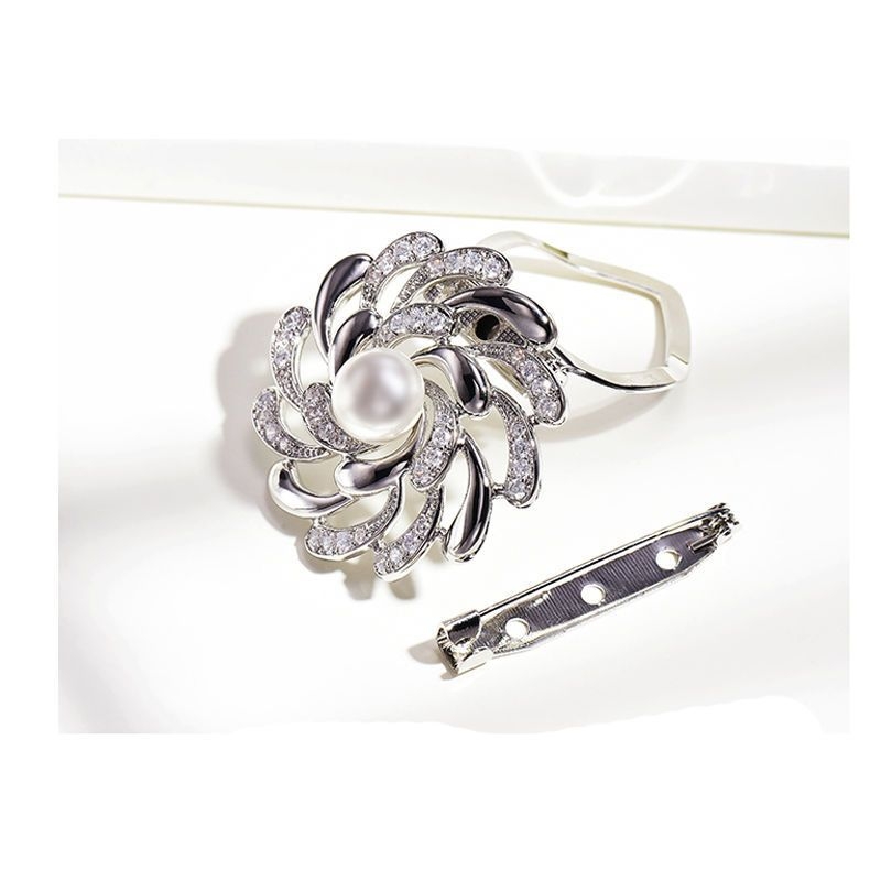 Broš s kristalima i čvorom u kutu, svestrana kopča za šalu i pin za kaput, svjež i sladak stil