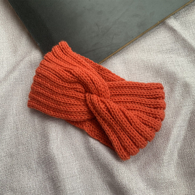 Jogas galvas lente, adīta no poliestera, raksts ar kvadrātiņiem, Maillard stils, sievietēm