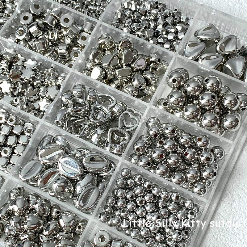 DIY materijal za preplitanje perlica za narukvice i ogrice — perle u oblicima zvijezda, srca i kvadrata s nepravilnim razdjelničkim perlicama; Tip: Univerzalni model; Podrijetlo: Jinhua