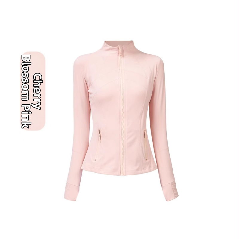 Nailona jaka ar garām piedurknēm un stand-up apkakli, pavasaris 2025, ikdienas stils