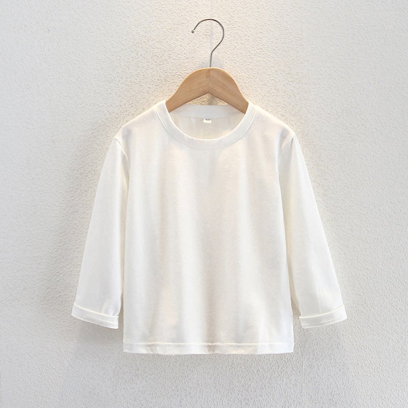 Vaikų ilgomis rankovėmis marškiniai mokiniams | Raštai: dryžiai, languoti, vientisi | Pagrindinis audinys: poliesteris 60% | Sezonos: žiema, pavasaris, ruduo | Tinka 8+ metų vaikams (virš 140 cm)