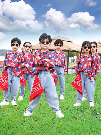 Vaikų pasirodymo kostiumas - unisex, chenille audinys, poliesterio sudėtis mažiau nei 30%, pavasaris 2025