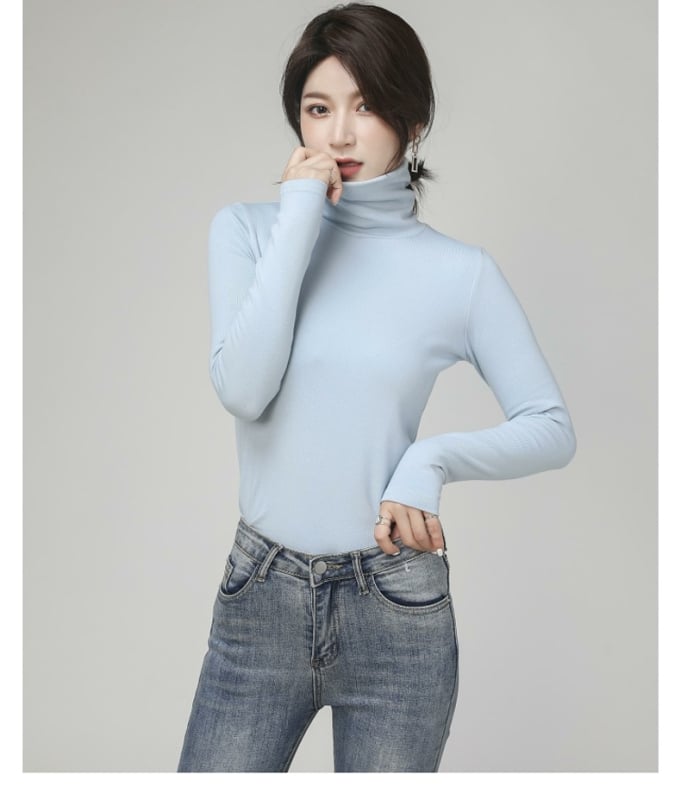 Γυναικείο τοπ με ψηλό γιακά από 100% βαμβάκι, μακριά μανίκια, ελαστικό στενή γραμμή