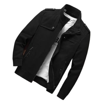 Vyrinė lauko striukė, ilgomis rankovėmis, stovinčiu apykakle, fliso pamušalas, storas, priekinis užtrauktukas ir kišos su užtrauktukais.