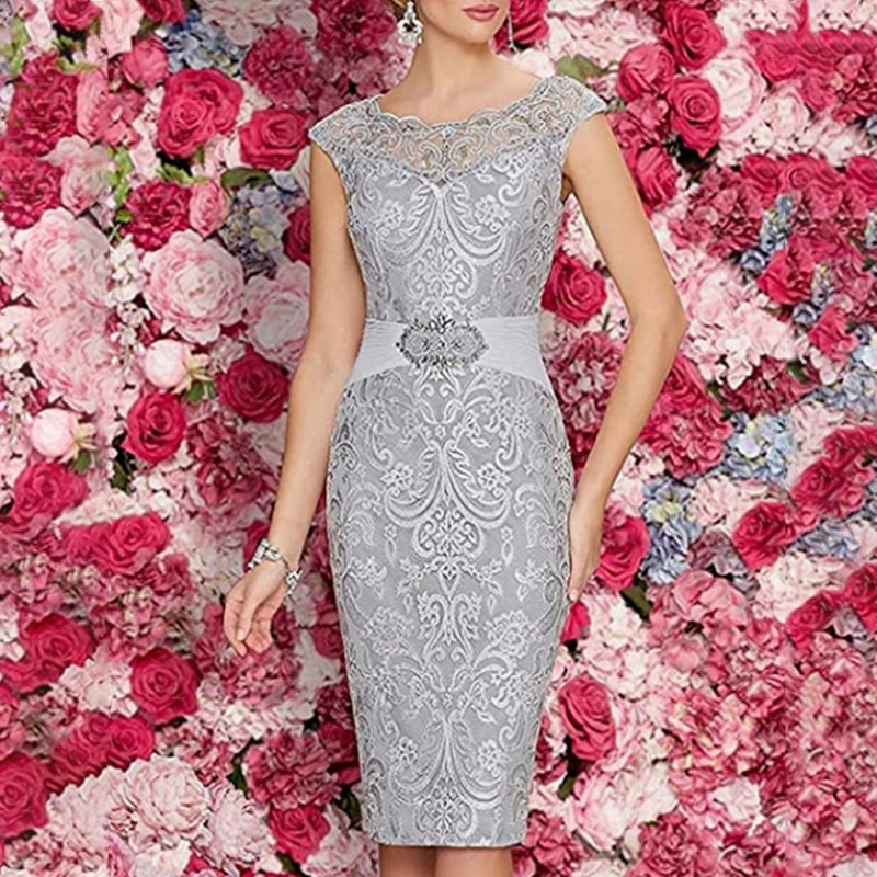 Βραδινό φόρεμα με κέντημα, χωρίς μανίκια, λαιμόκοψη με ιμάντες, μακριά φούστα, στενή σιλουέτα στη μέση