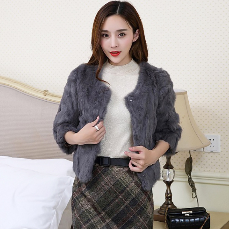 Kažokādas jaka no vilnas auduma, apaļa apkakle, 3/4 garuma piedurknes, īss garums, literāri retro stils